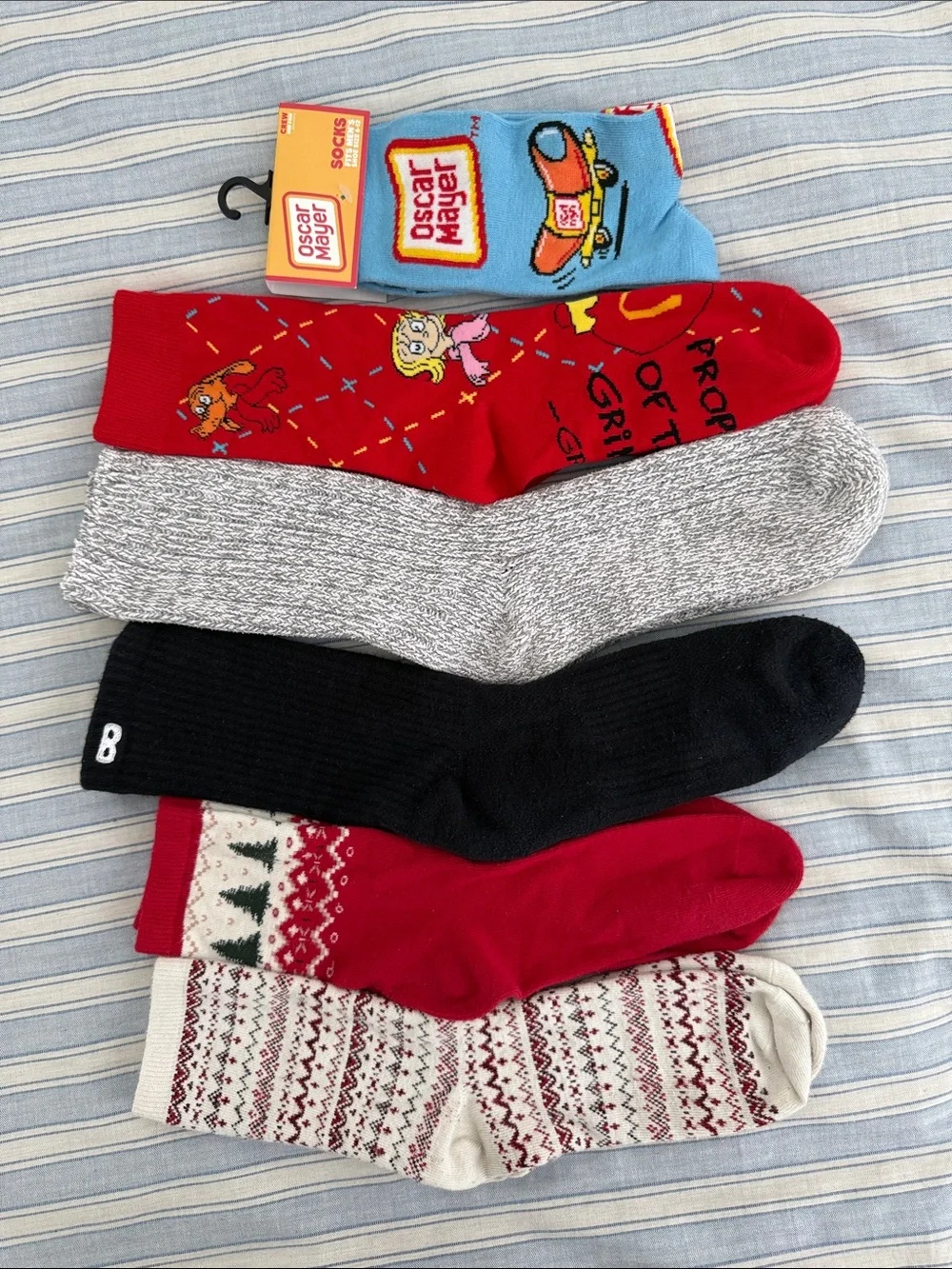 6 prs Women’s Novelty Crew Socks. Top 2 new. McDonald’s like new. Bottom 3 used.